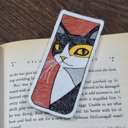 Golden Amber Eyes Cat ITH Bookmark