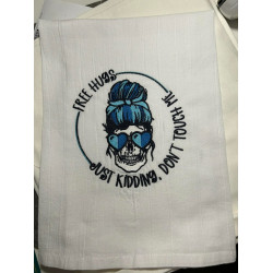 Free Hugs Girl Skull Quote