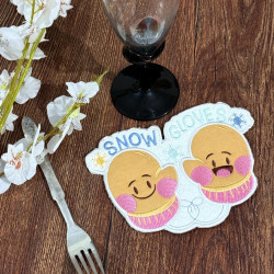 Snow Gloves ITH Mug Rug