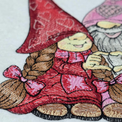 Gnome Couple with Heart