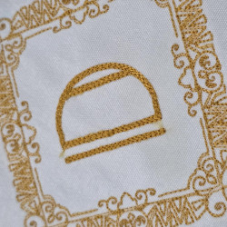 Vinatge Pointy Edge  Frame Monogram Letter D