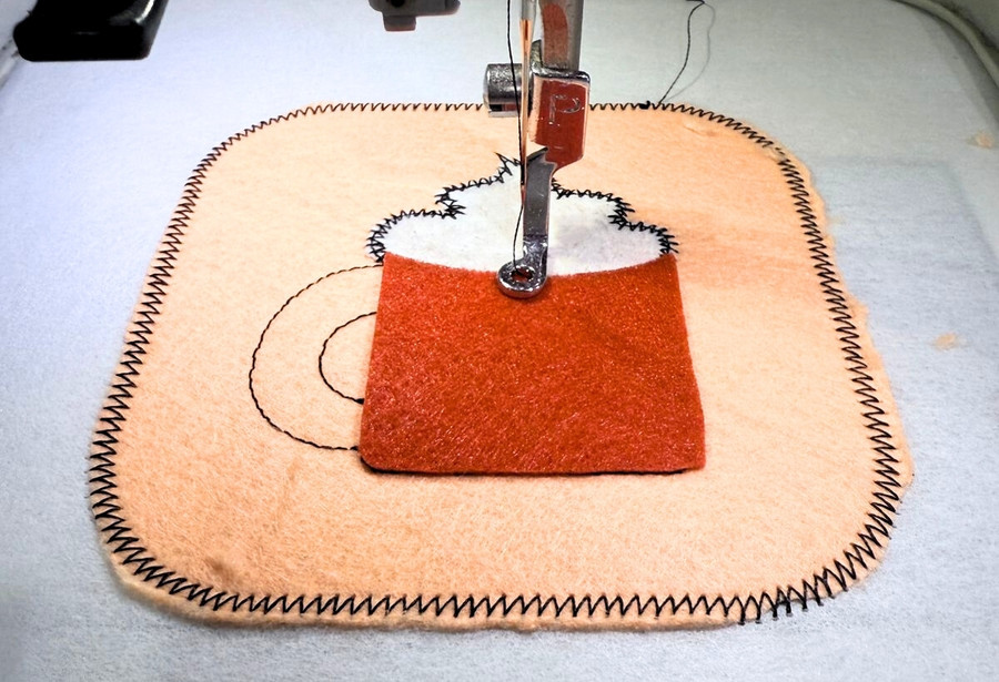 How-to-Make-an-ITH-Appliqué-Coaster-Add-Appliqué-Layers-According-to-the-Placement How-to-Make-an-ITH-Appliqué-Coaster-Add-Appliqué-Layers-According-to-the-Placement