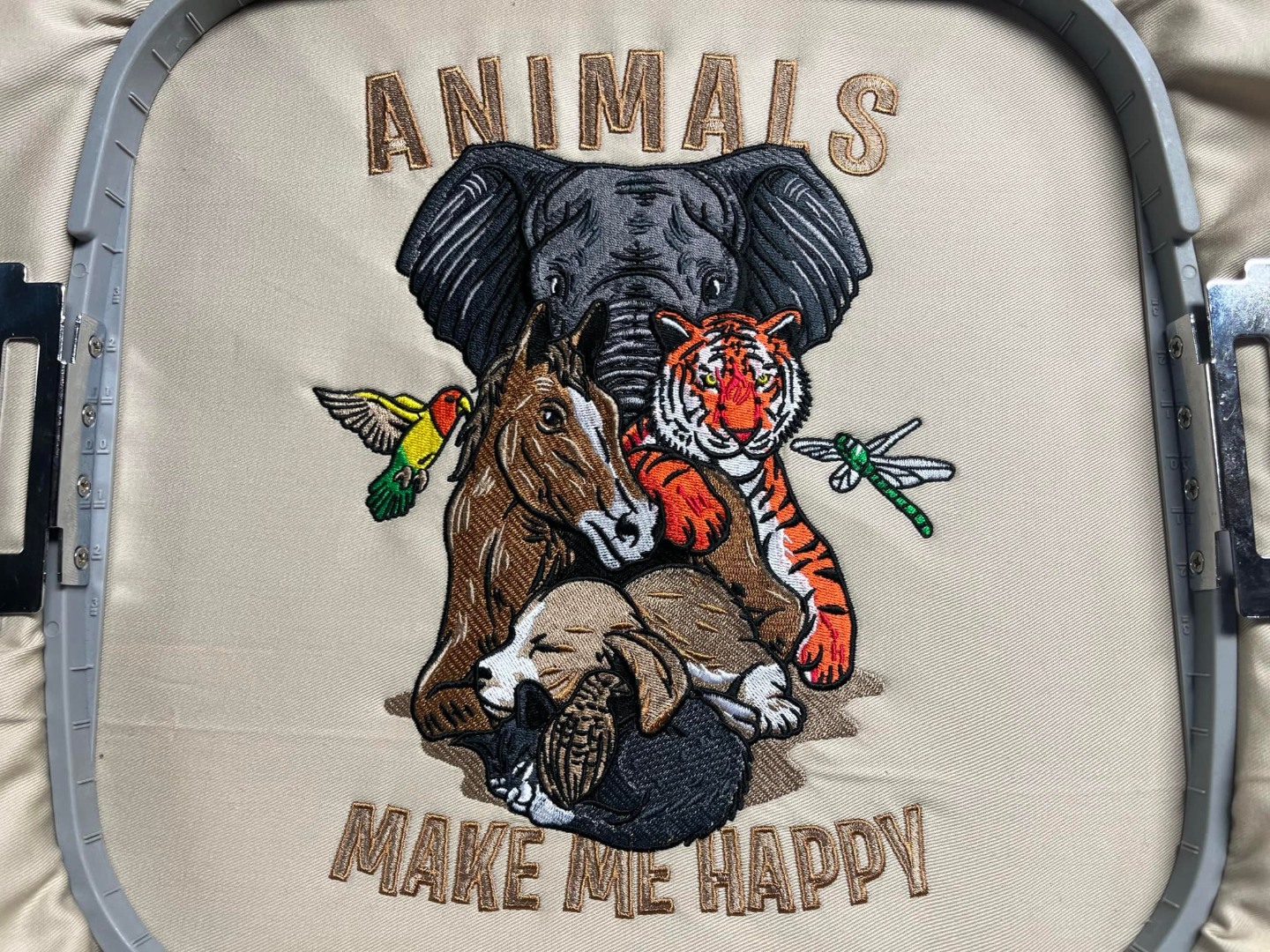 Animals Make Me Happy Animals Make Me Happy