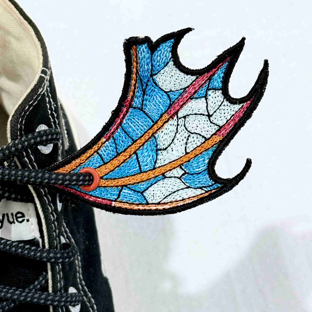 Stained Dragon ITH Shoe Wing