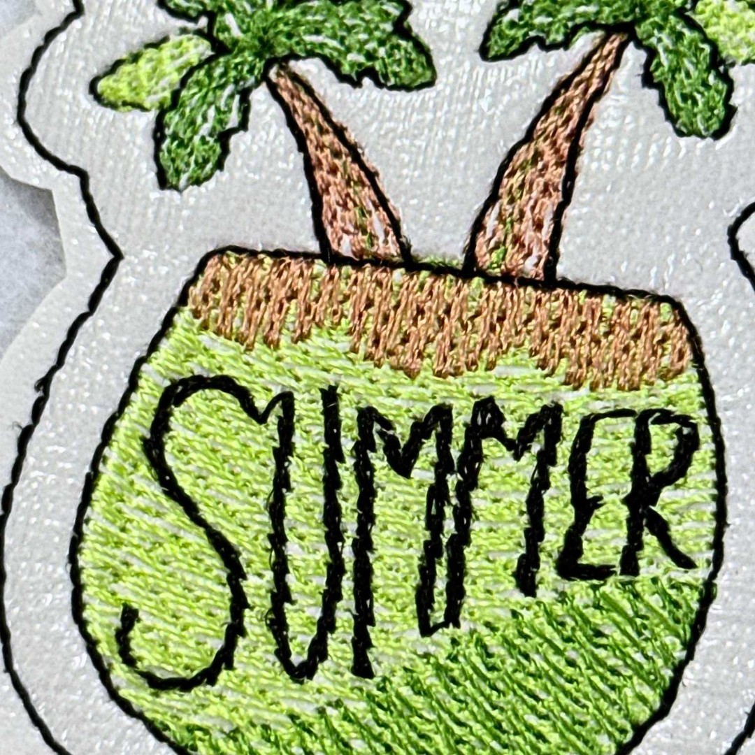 Summer Coconut Drink ITH Key Fob