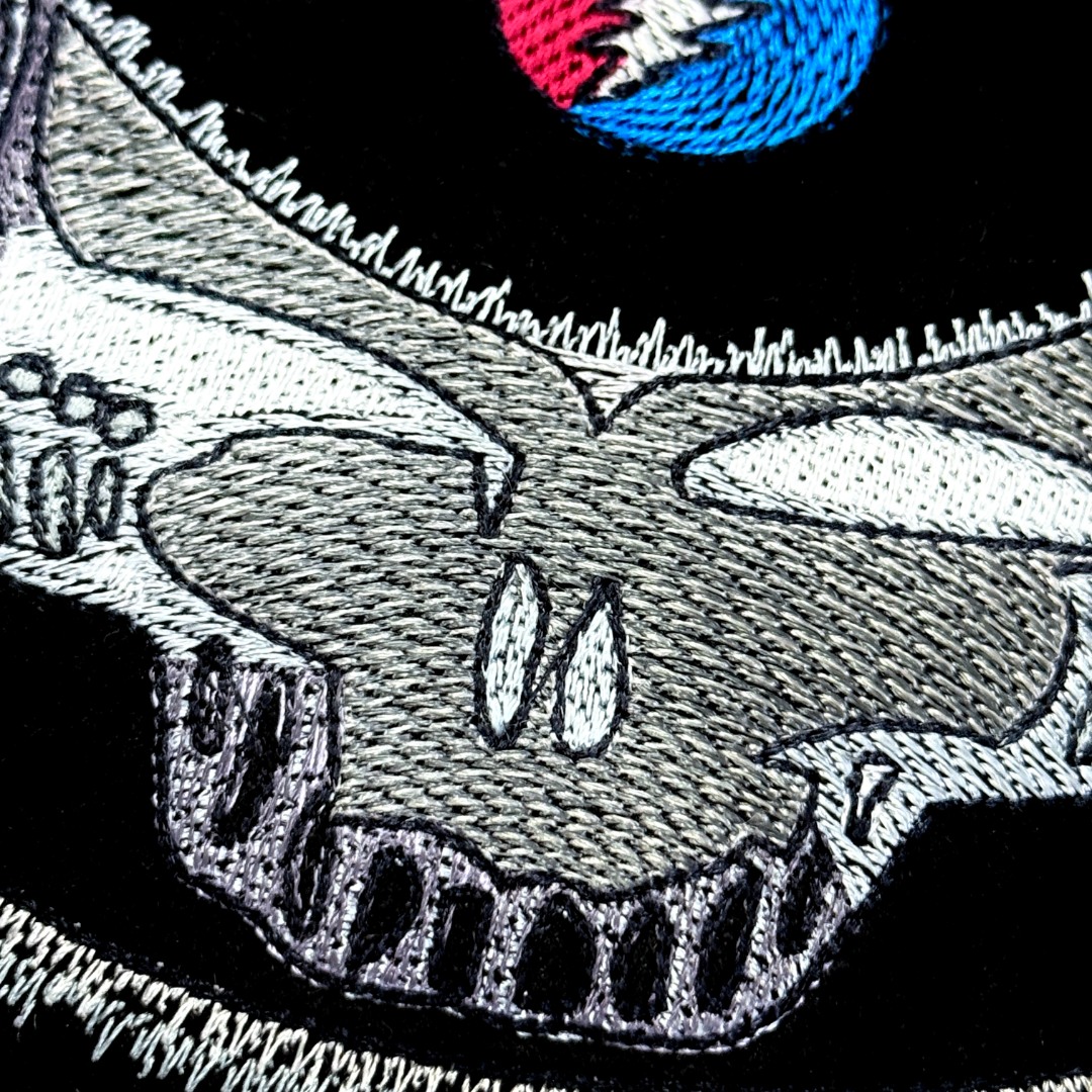 Don't Look Back Skull Quote