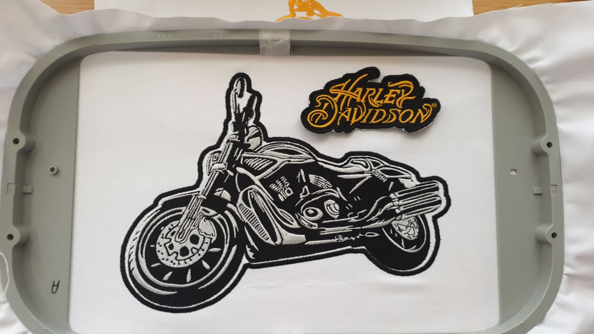 Custom Embroidery Digitizing Service Custom Embroidery Digitizing Service