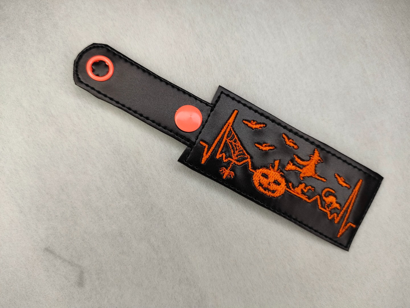 Spooky Snap Tab In the Hoop Embroidery Design Spooky Snap Tab In the Hoop Embroidery Design