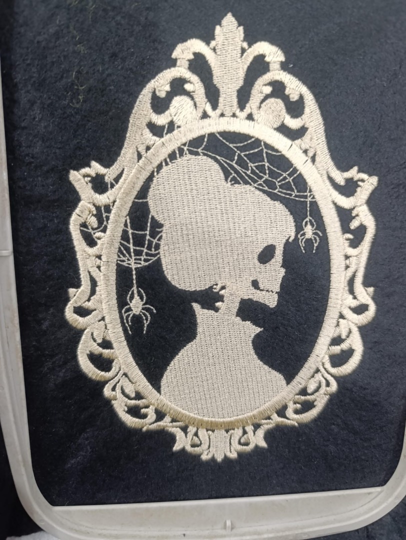 Halloween Women Skeleton Silhouette