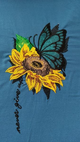 Sunflower Butterfly Never Give Up Sunflower Butterfly Never Give Up